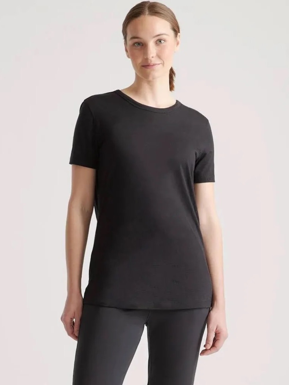 Quince Black Short-Sleeve Crewneck Merino Wool Base Layer Tee